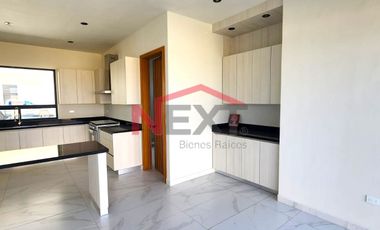 🏡 Casa de Lujo en La Escondida (NORTE) – Cocina Equipada, Closets instalados y Doble Altura! ✨