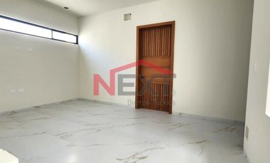🏡 Casa de Lujo, La Escondida – 4 Recámaras, 1 en Planta Baja! DOBLE ALTURA 🔥