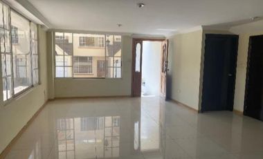 Casa en Venta – La Armenia, Conocoto, Quito