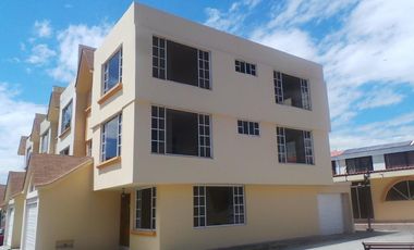 Casa en Venta – La Armenia, Conocoto, Quito
