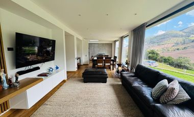 Alquiler de Casa Exclusiva en Macadamia del Río – La Calera