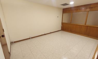 OFICINA EN ARRIENDO UBICADA EN EL POBLADO SECTOR MANILA