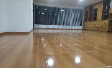 OFICINA EN VENTA EN EL CENTRO/MANIZALES