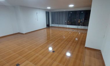 OFICINA EN VENTA EN EL CENTRO/MANIZALES