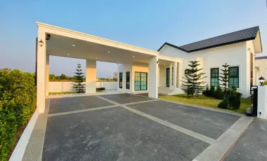 3 Bedroom Villa for sale in Pa Phai, Chiang Mai