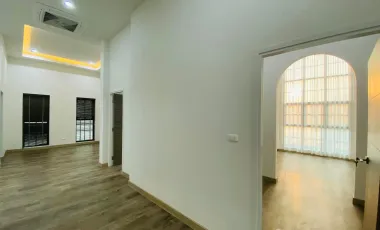 3 Bedroom Villa for sale in Pa Phai, Chiang Mai