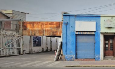 Arriendo 2 locales comerciales de 30 m2., centro de Quillota.