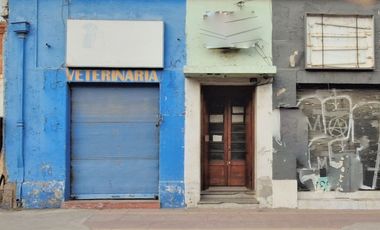 Arriendo 2 locales comerciales de 30 m2., centro de Quillota.