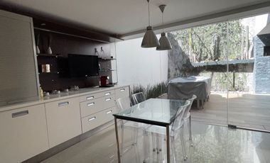 Excelente casa en condominio en venta en Bosques.