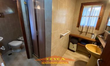 Casa en venta, 4 ambientes, zona Lasalle, Pinamar