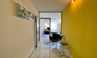 VENTA - Oficina de 27 m2 en pleno Centro de Rosario (opción amueblada)