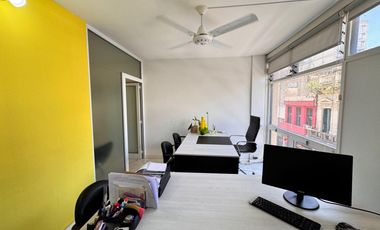 VENTA - Oficina de 27 m2 en pleno Centro de Rosario (opción amueblada)