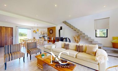 Casa en venta en Costa Esmeralda fondo al golf