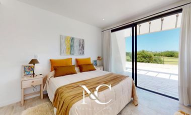 Casa en venta en Costa Esmeralda fondo al golf