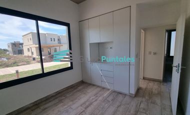 Casa en venta en Barrio Lagos de Canning II, con 3 dormitorios y piscina