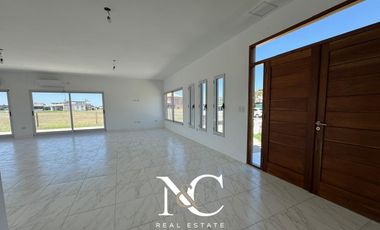 Casa en venta Barrio La Alameda