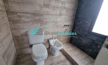 Casa venta en Barrio Lagos de Canning II, con 3 dormitorios y pileta