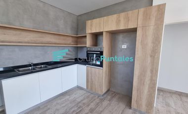 Casa venta en Barrio Lagos de Canning II, con 3 dormitorios y pileta