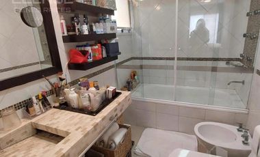 Casa 6 ambientes en 2 plantas en venta - Barrancas de Guido