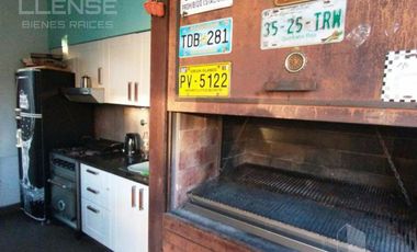 Casa 6 ambientes en 2 plantas en venta - Barrancas de Guido