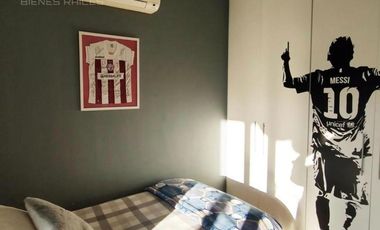 Casa 6 ambientes en 2 plantas en venta - Barrancas de Guido