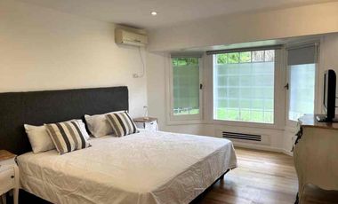 CASA EN VENTA en LAS LOMAS DE SAN ISIDRO con AMPLIOS ESPACIOS, GRAN JARDIN, QUINCHO,
