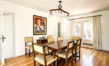 CASA EN VENTA en LAS LOMAS DE SAN ISIDRO con AMPLIOS ESPACIOS, GRAN JARDIN, QUINCHO,