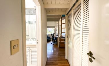 CASA EN VENTA en LAS LOMAS DE SAN ISIDRO con AMPLIOS ESPACIOS, GRAN JARDIN, QUINCHO,