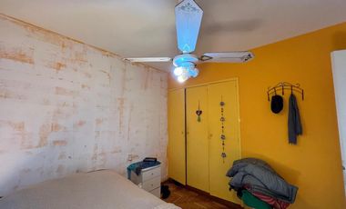 Casa con cochera y patio con piscina a la Venta en Bernal