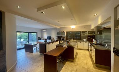 FABULOSA CASA RESIDENCIAL - Los Castores Nordelta