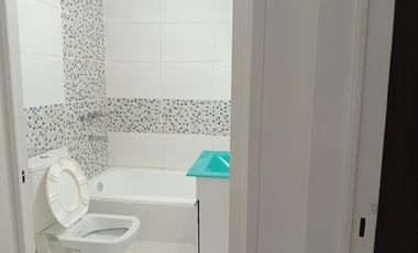 Departamento de 2 ambientes, reciclado, pintado y pisos plastificados.