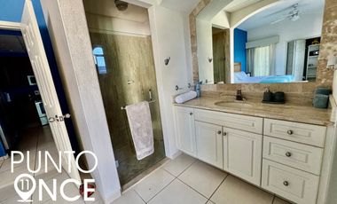 Departamento de lujo en venta en playa royale nuevo Vallarta