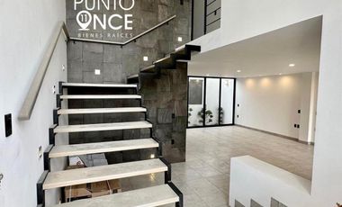 Casa en venta con roof garden privado en Explanada, Pachuca Hidalgo