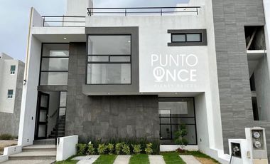 Casa en venta con roof garden privado en Explanada, Pachuca Hidalgo