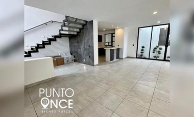 Casa en venta con roof garden privado en Explanada, Pachuca Hidalgo