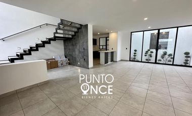 Casa en venta con roof garden privado en Explanada, Pachuca Hidalgo