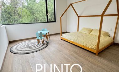 CASA NUEVA EN CONDOMINIO EN COYOACAN CON JARDIN Y ROOF GARDEN