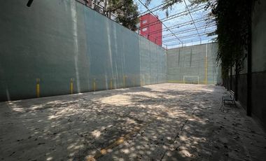Terreno en venta en Avenida Cuauhtémoc. Benito Juárez