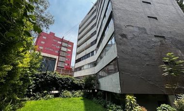 Terreno en venta en Avenida Cuauhtémoc. Benito Juárez