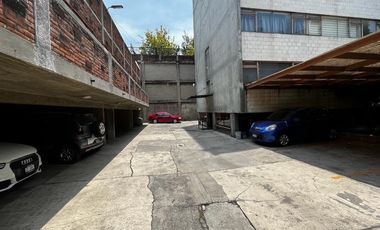 Terreno en venta en Avenida Cuauhtémoc. Benito Juárez