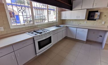 Casa en Renta en Lomas de Tecamachalco (m2c373)