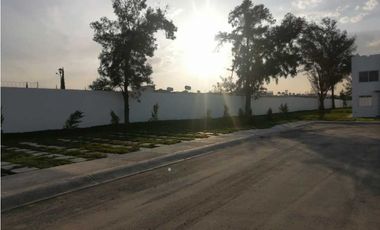 CASA EN RENTA (AMUEBLADA) EN SENDAS EL MARQUES QUERETARO GAA