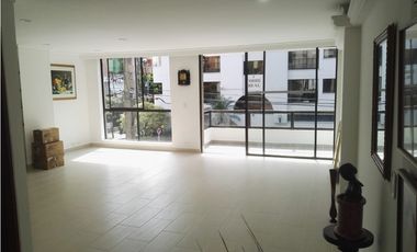 Apartamento en Venta Laureles