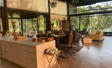 Casa en Arriendo Amoblada en Rionegro vía La Ceja