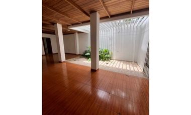 Casa en arriendo en la castellana