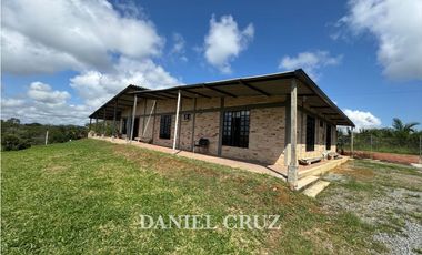 ALQUILER CASA CAMPESTRE VEREDA CLARETE - POPAYN