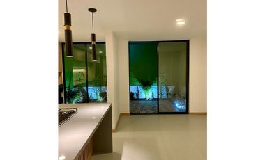 Casa nueva de tres pisos en venta Barrio Las Mercedes Palmira Valle