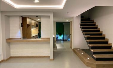 Casa nueva de tres pisos en venta Barrio Las Mercedes Palmira Valle