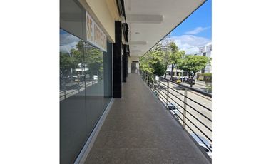 SE ARRIENDA LOCAL COMERCIAL CON UBICACIÓN PRIVILEGIADA, SANTA MARTA