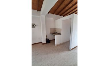 *Venta de casa lote o bodega en San Francisco, Copacabana